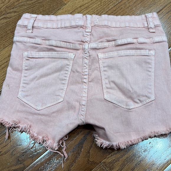 Jean shorts. - Picture 4 of 4